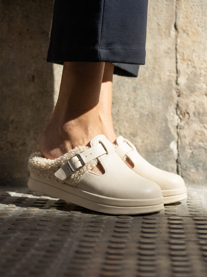 Bailey | Women's Clogs Fur Lined Buckle Strap Platform