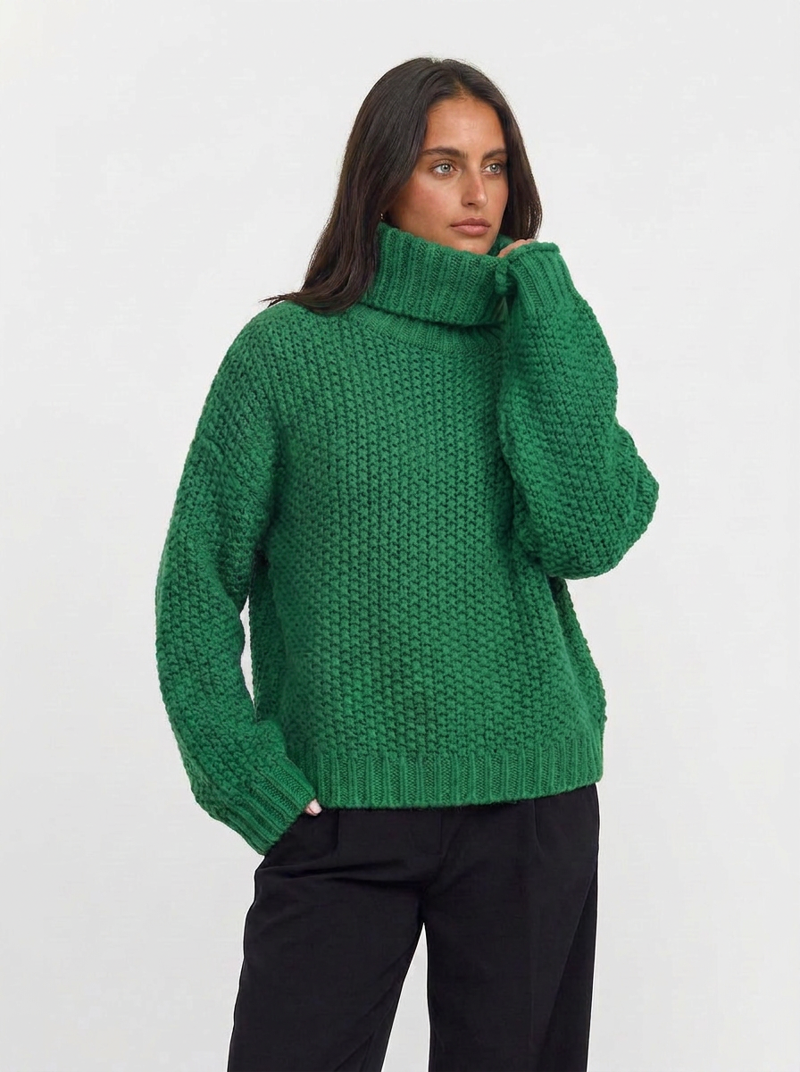 Charlotte | Chunky Knit Oversized Turtleneck Jumper 4