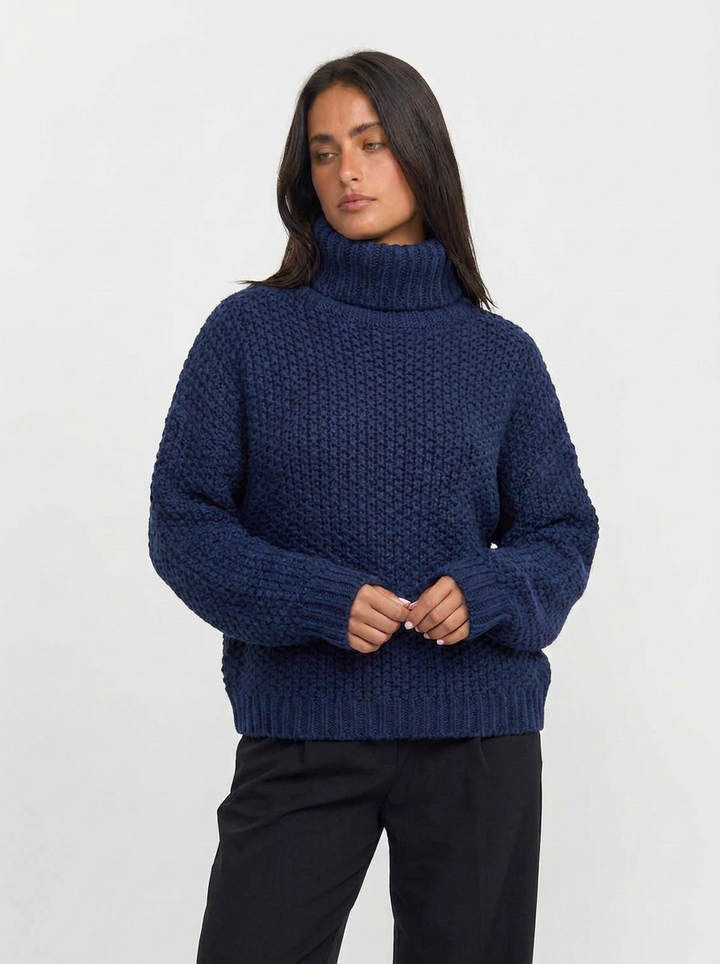 Charlotte | Chunky Knit Oversized Turtleneck Jumper 8