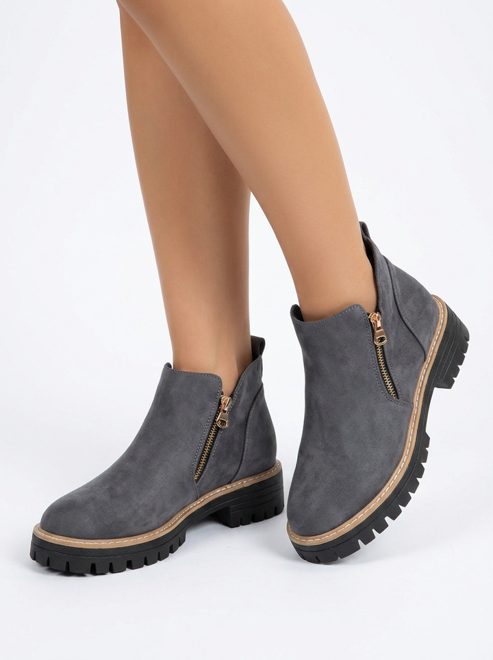 Frankie | Women's Chelsea Boots with Platform Sole