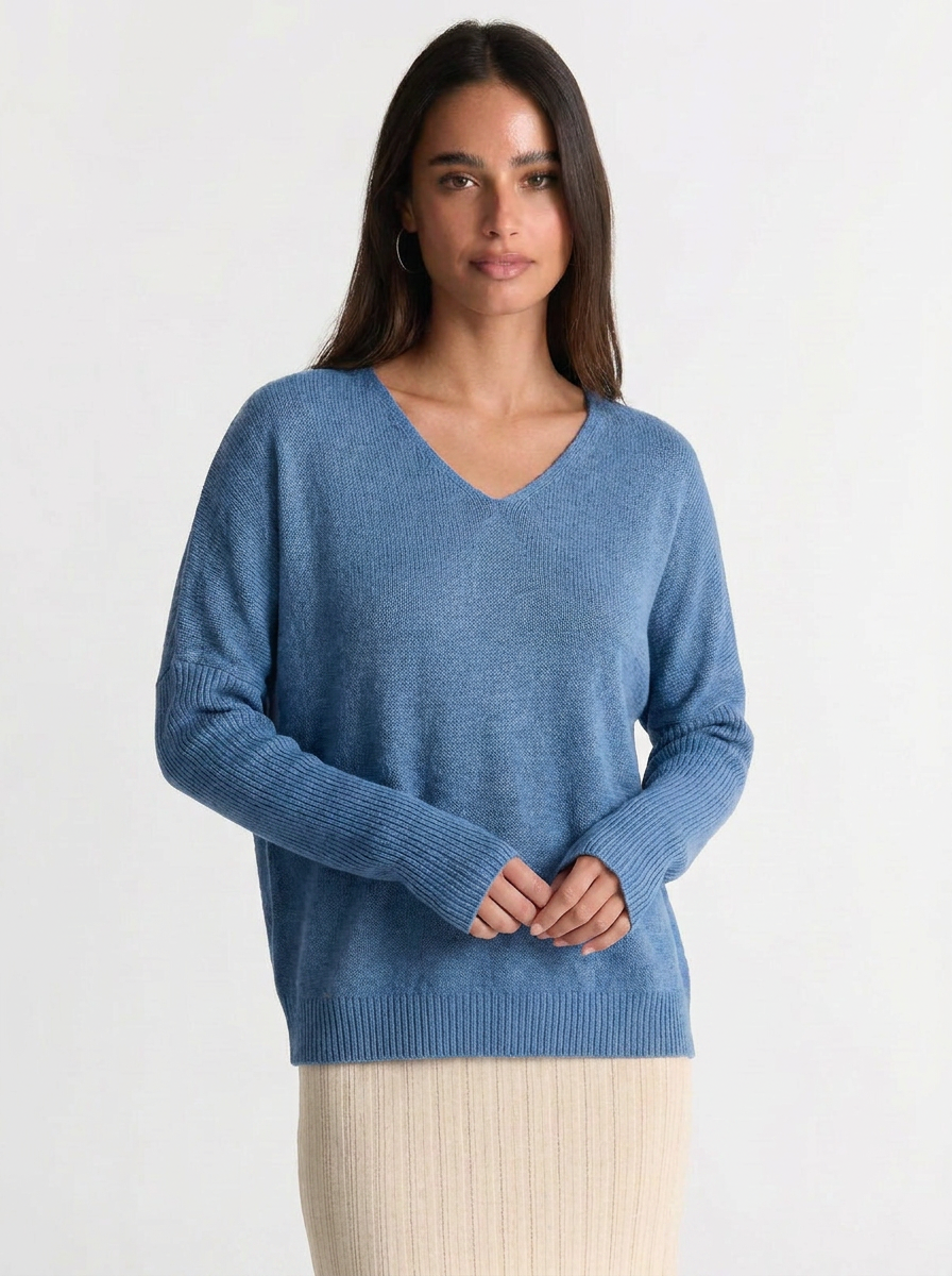 Jenna | Women's V-Neck Batwing Cashmere Sweater 5