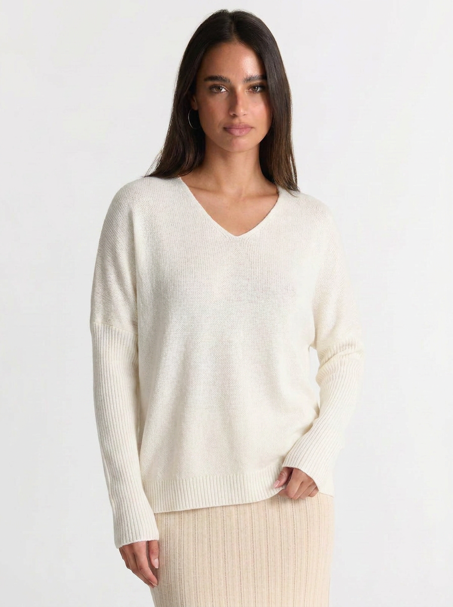 Jenna | Women's V-Neck Batwing Cashmere Sweater 7