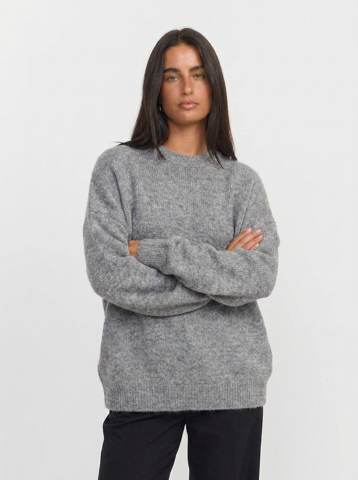 Juno | Women's Crew Neck Oversized Wool Sweater 4