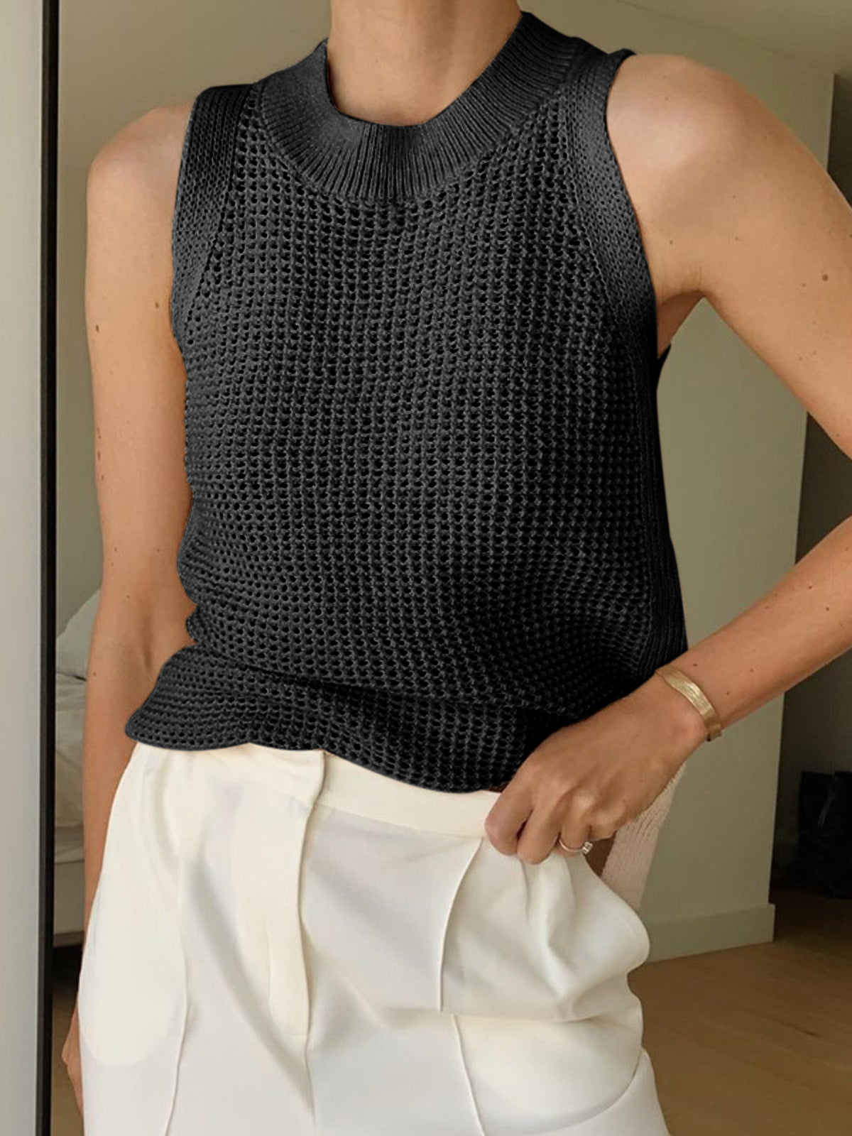 Knit Sleeveless Crew Neck Tank Top | Alora