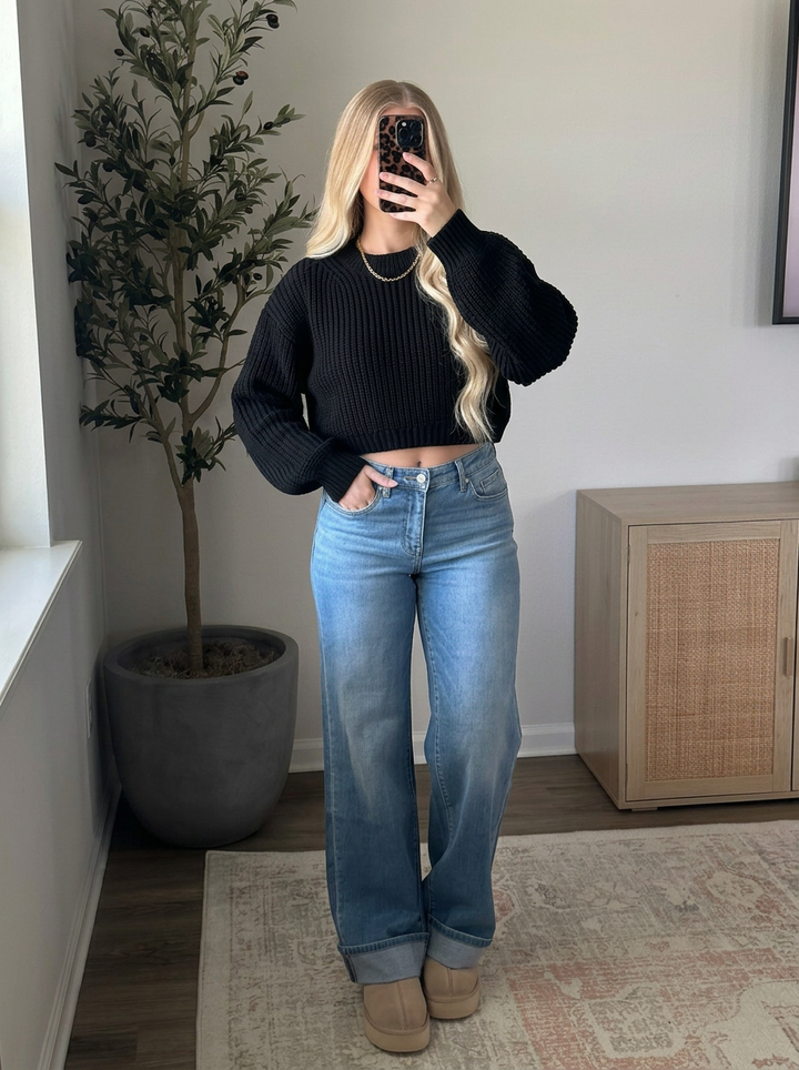 Lola | Women's Cropped Winter Sweater