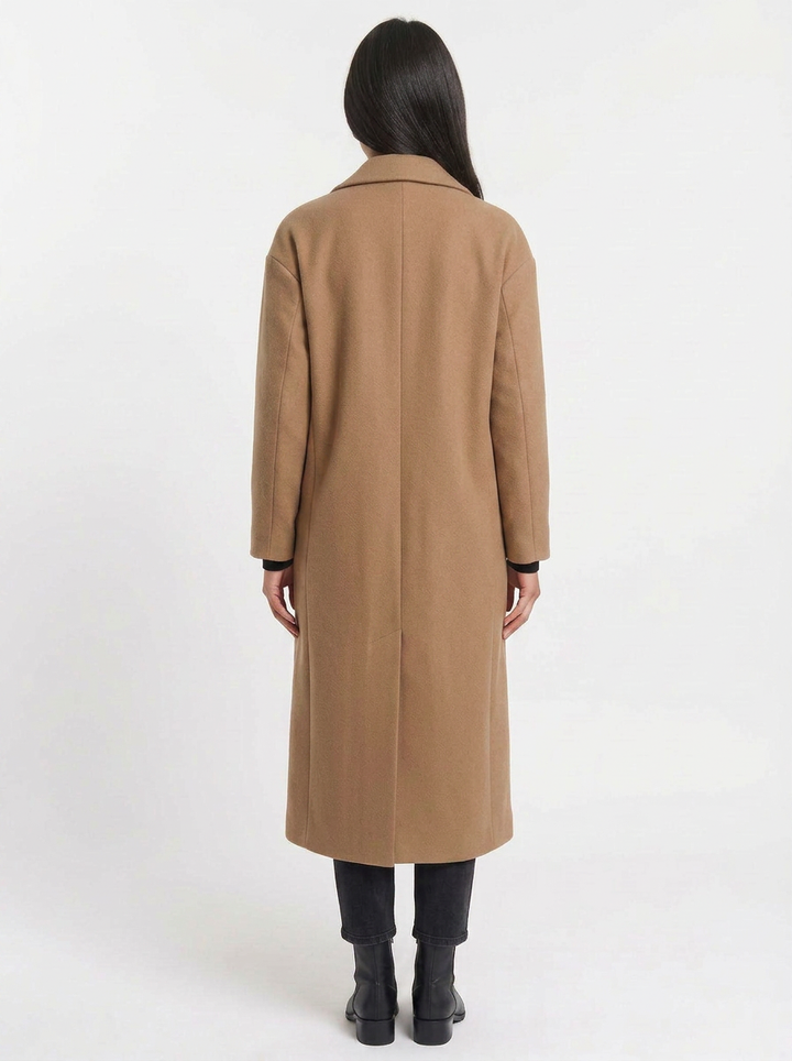 Matilda | Women's Oversized Button-Up Trench Coat with Lapel