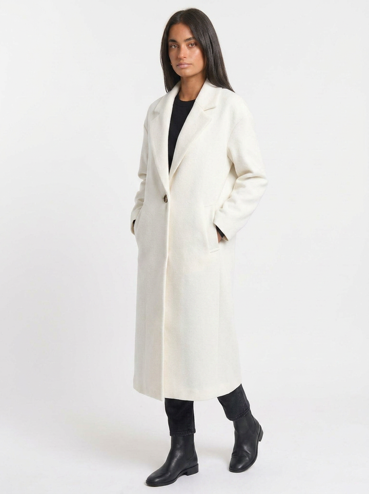 Matilda | Women's Oversized Button-Up Trench Coat with Lapel