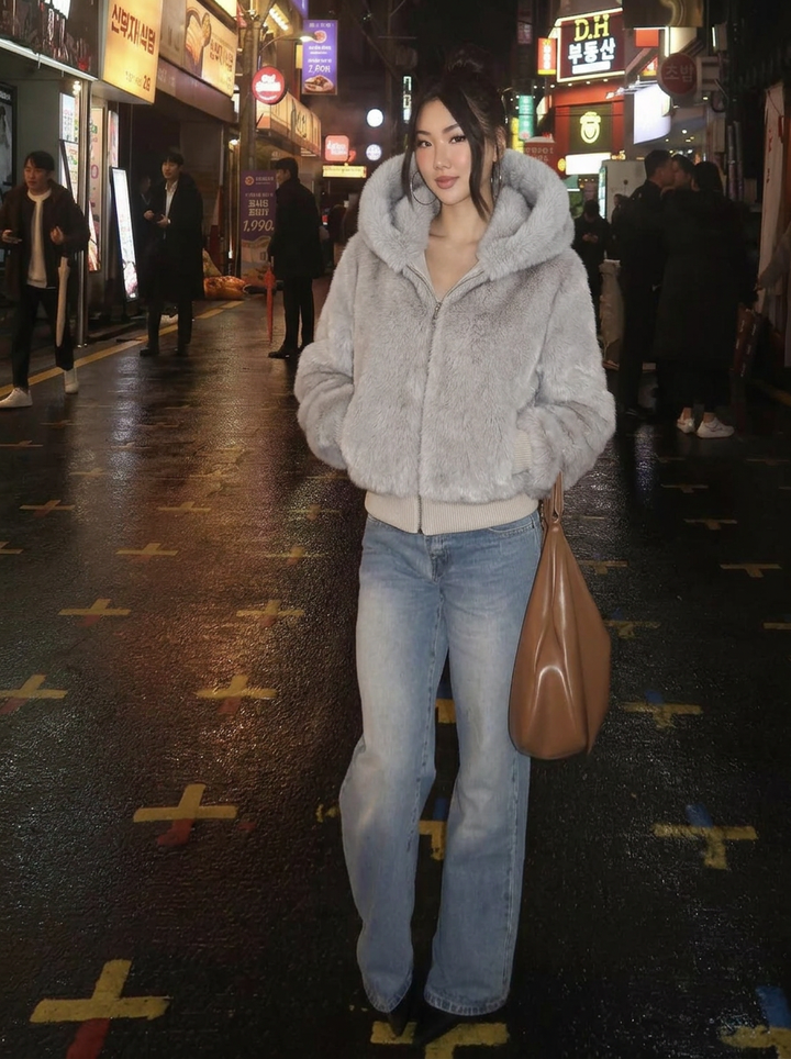 Quinn | Women's Faux Fur Bomber Jacket