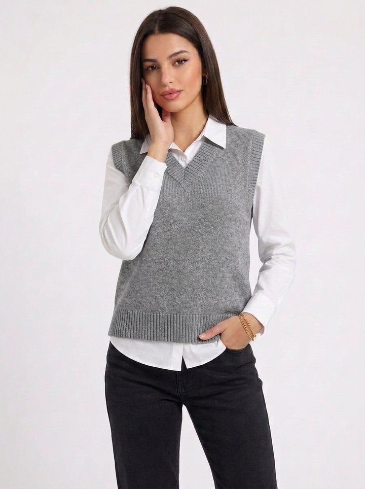 Rylee | Women's Knitted Vest with V Neck