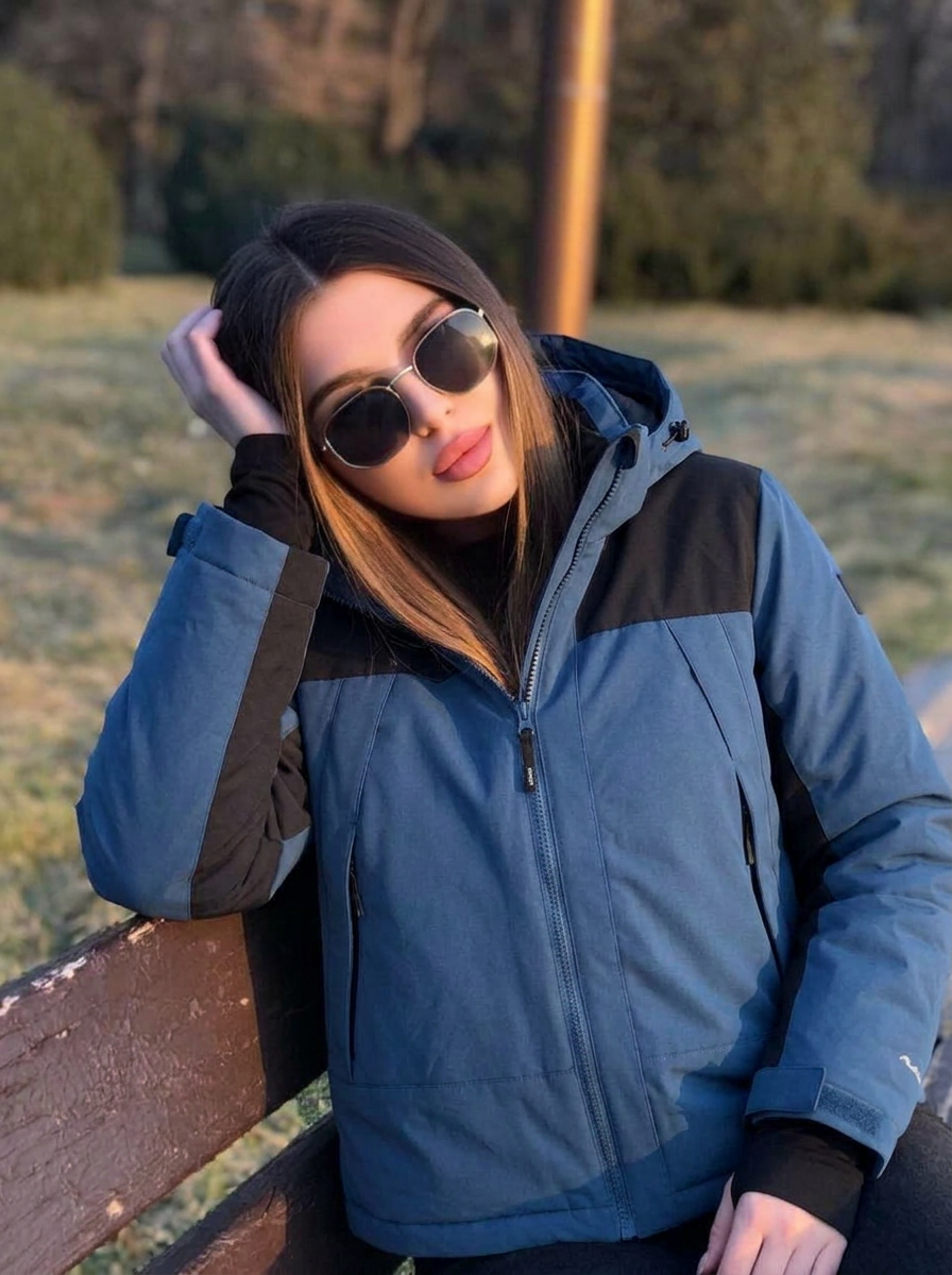 Sharmaine | Women's Hooded Zip Jacket
