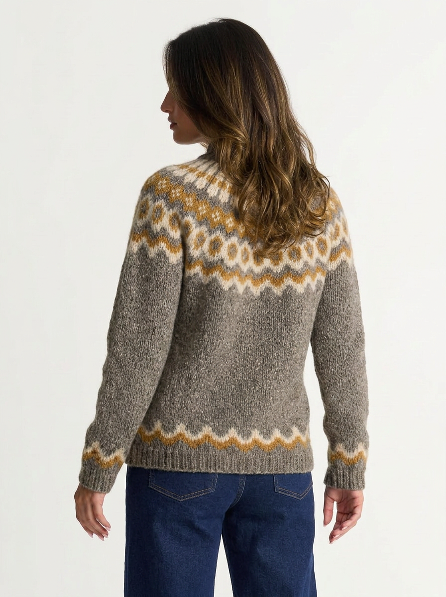 Tilly | Women's Chunky Knit Turtleneck Sweater 6